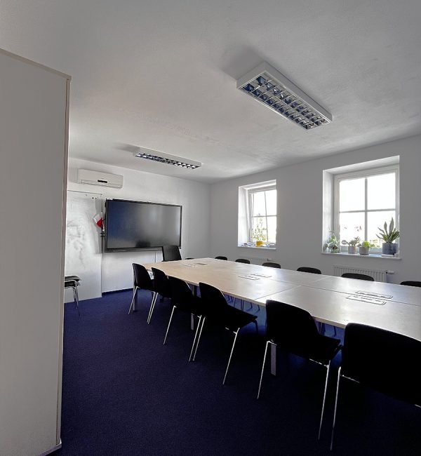 nauka-języków-obcych-dla-uczniów-studentów-w-rzeszowie-centrum-germanitas